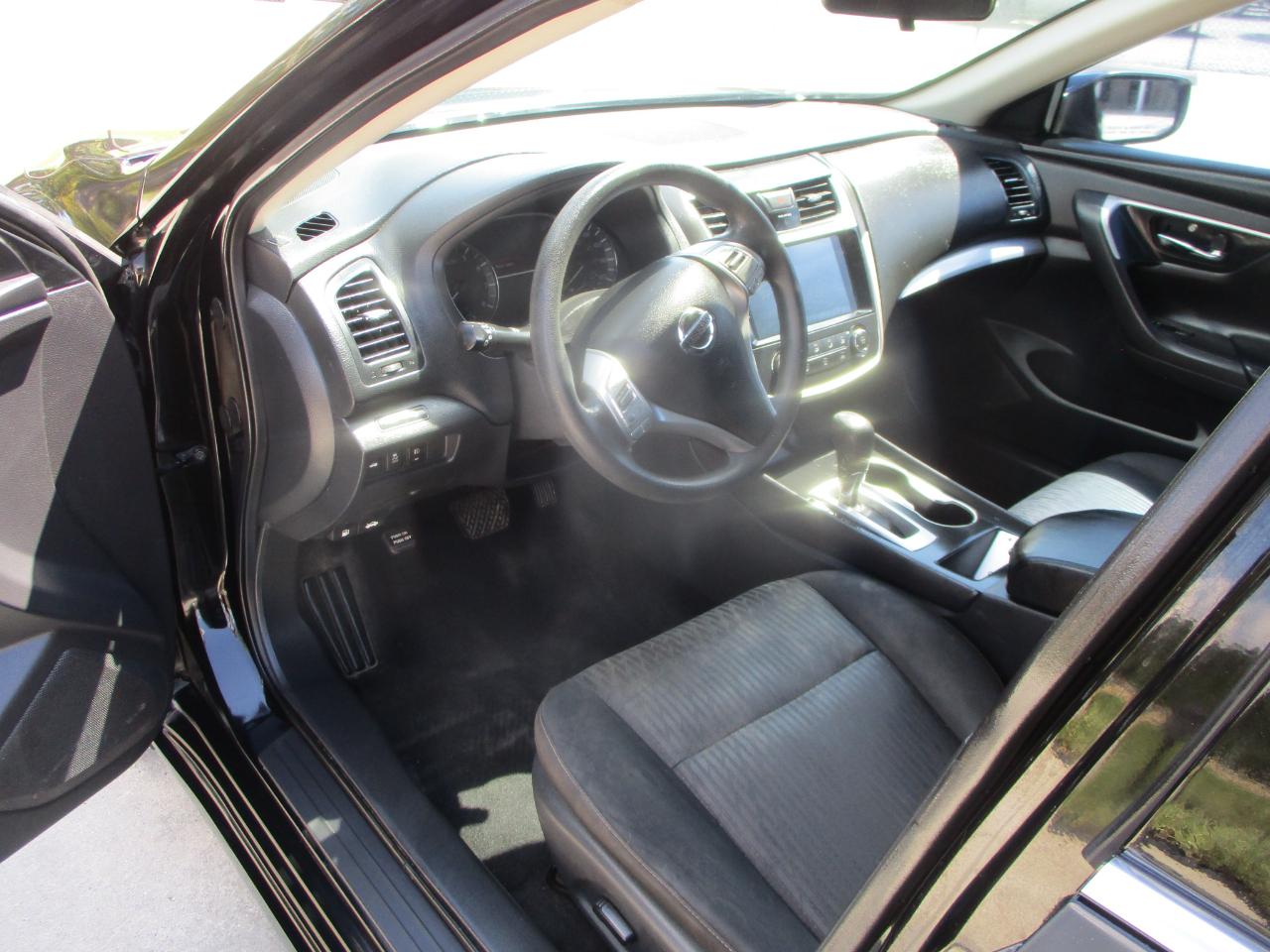 Nissan Altima 2017.5 2.5 S Sedan 2017