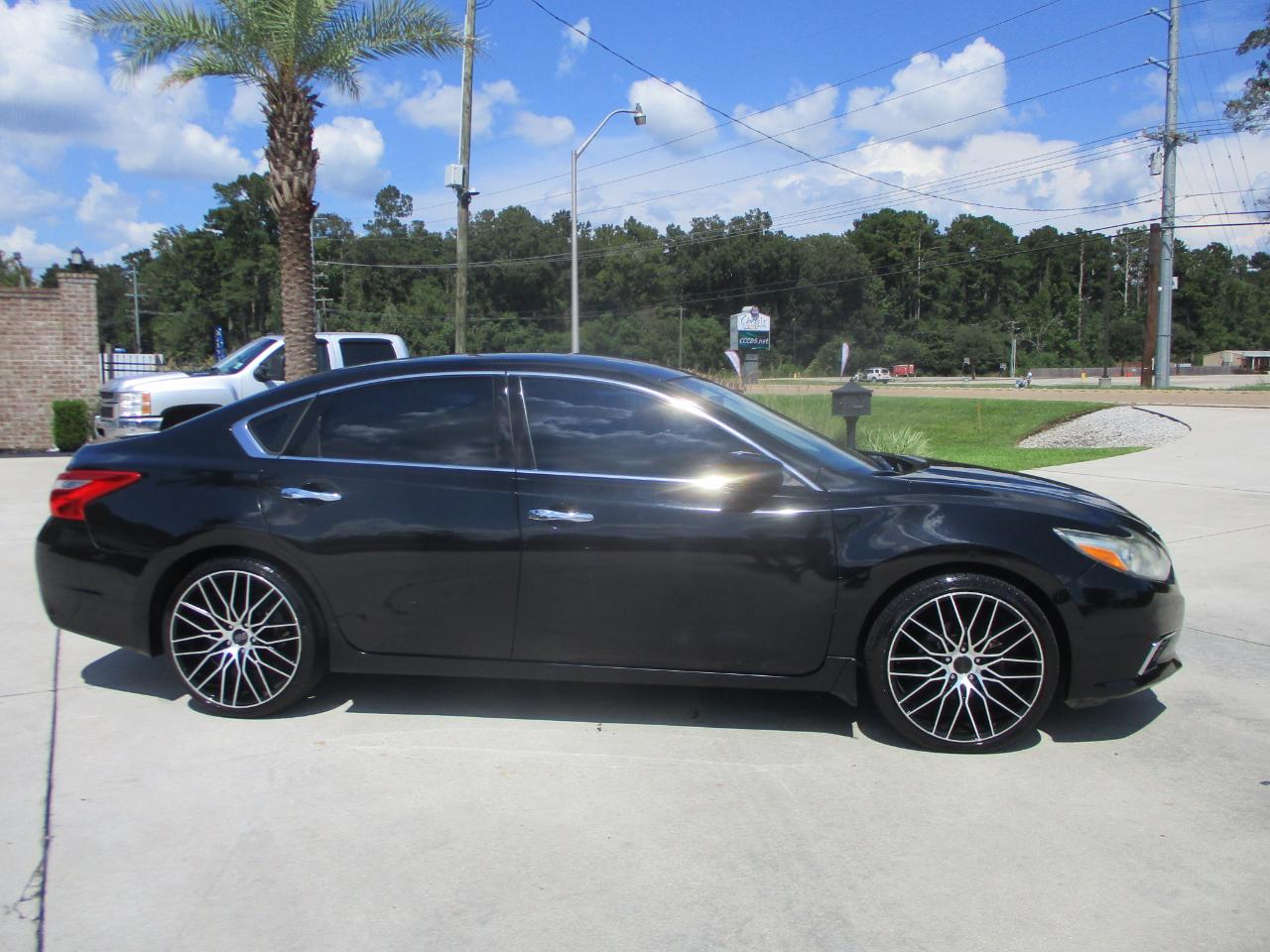 Nissan Altima 2017.5 2.5 S Sedan 2017