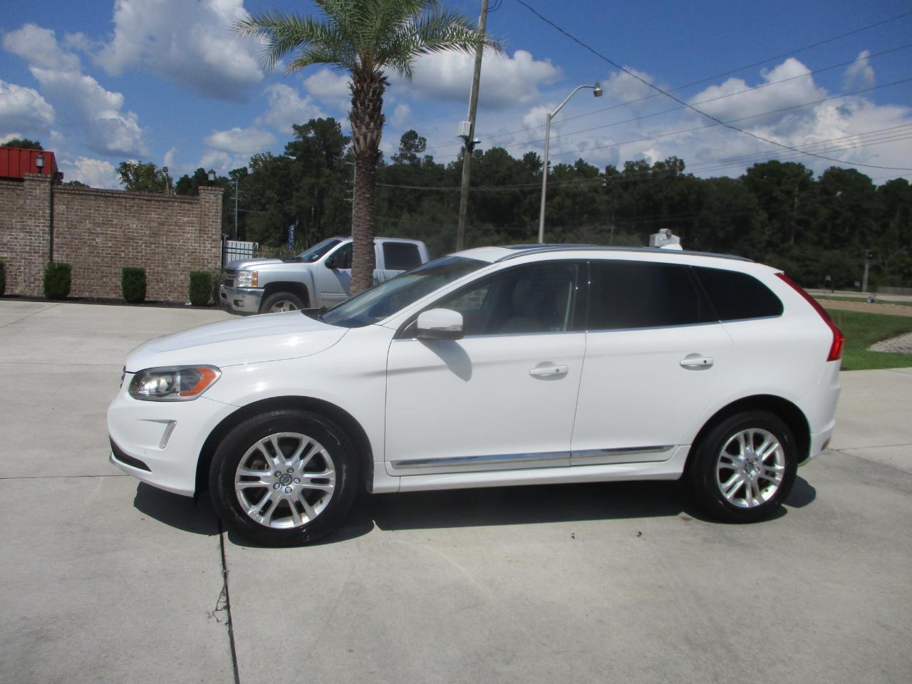 Volvo XC60 2015.5 FWD 4dr T5 Drive-E Premier 2015