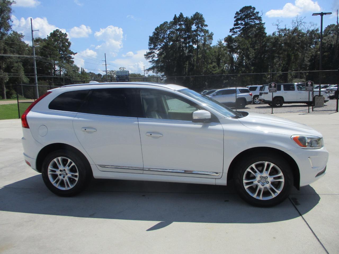 Volvo XC60 2015.5 FWD 4dr T5 Drive-E Premier 2015