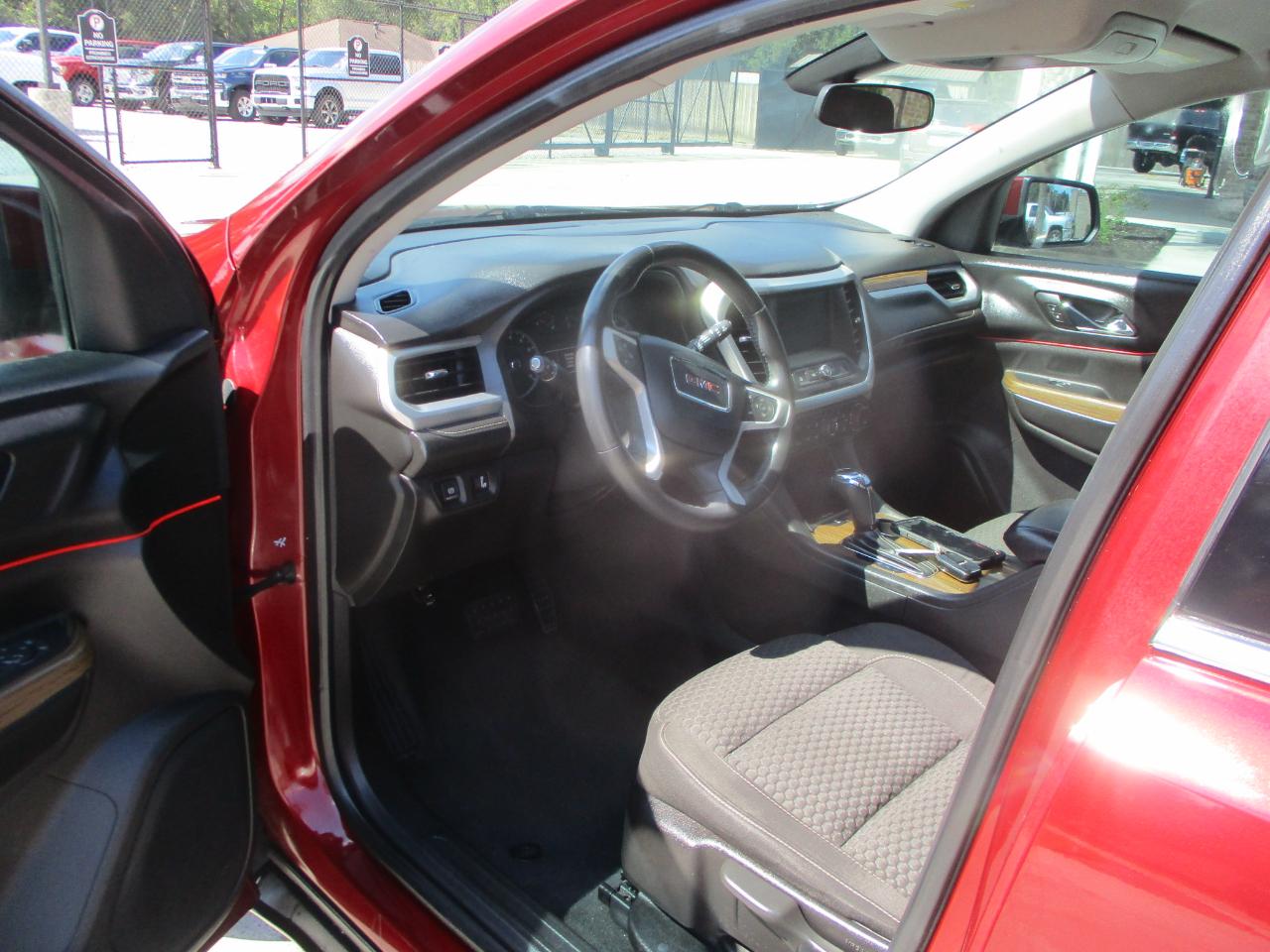 GMC Acadia FWD 4dr SLE w/SLE-1 2017