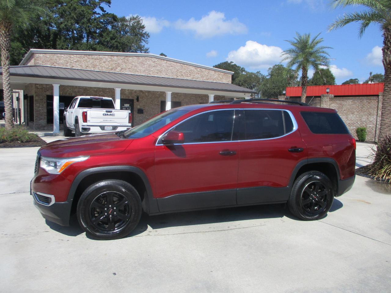 GMC Acadia FWD 4dr SLE w/SLE-1 2017
