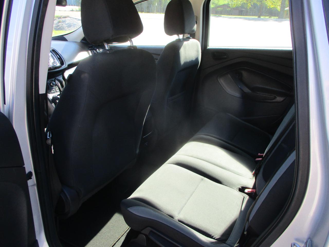 Ford Escape FWD 4dr S 2014