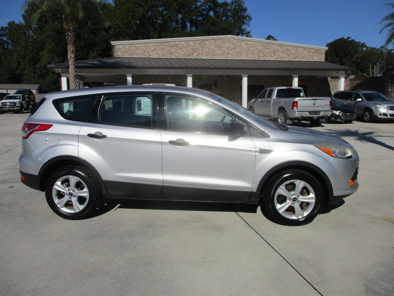 Ford Escape FWD 4dr S 2014