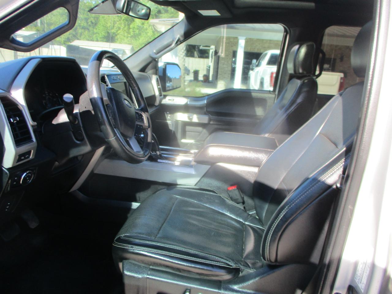 Ford F-150 Lariat 4WD SuperCrew 5.5' Box 2017