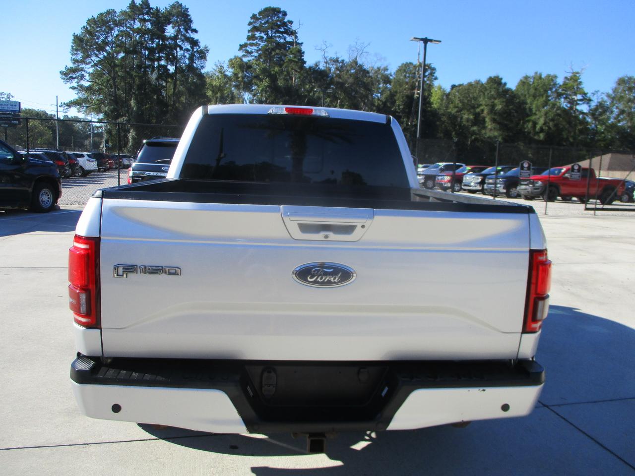 Ford F-150 Lariat 4WD SuperCrew 5.5' Box 2017