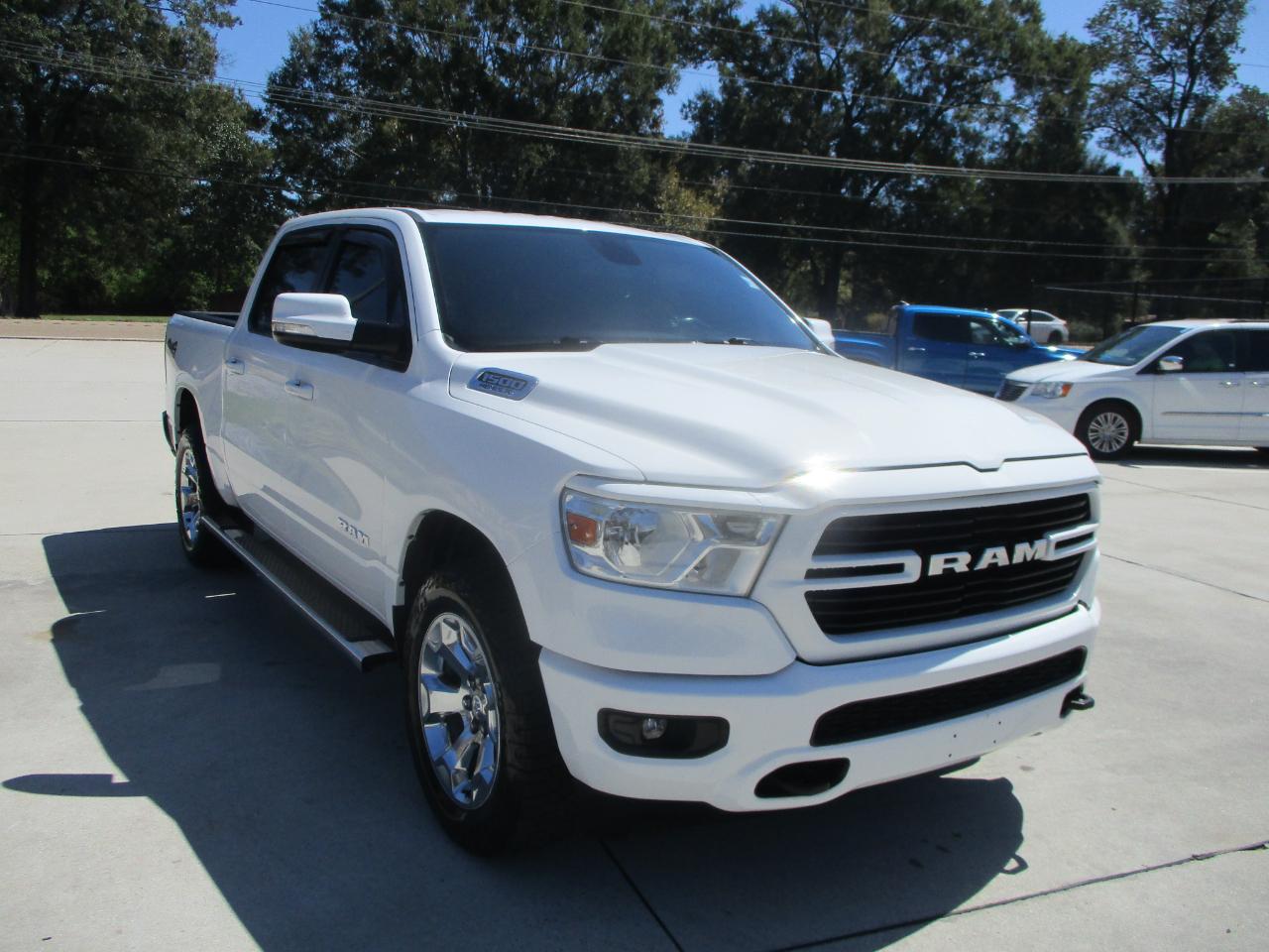 RAM 1500 Big Horn/Lone Star 4x4 Crew Cab 5'7" Box 2019