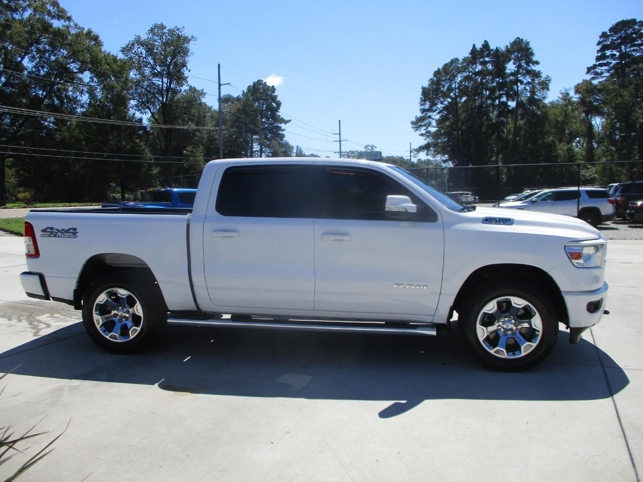 RAM 1500 Big Horn/Lone Star 4x4 Crew Cab 5'7" Box 2019