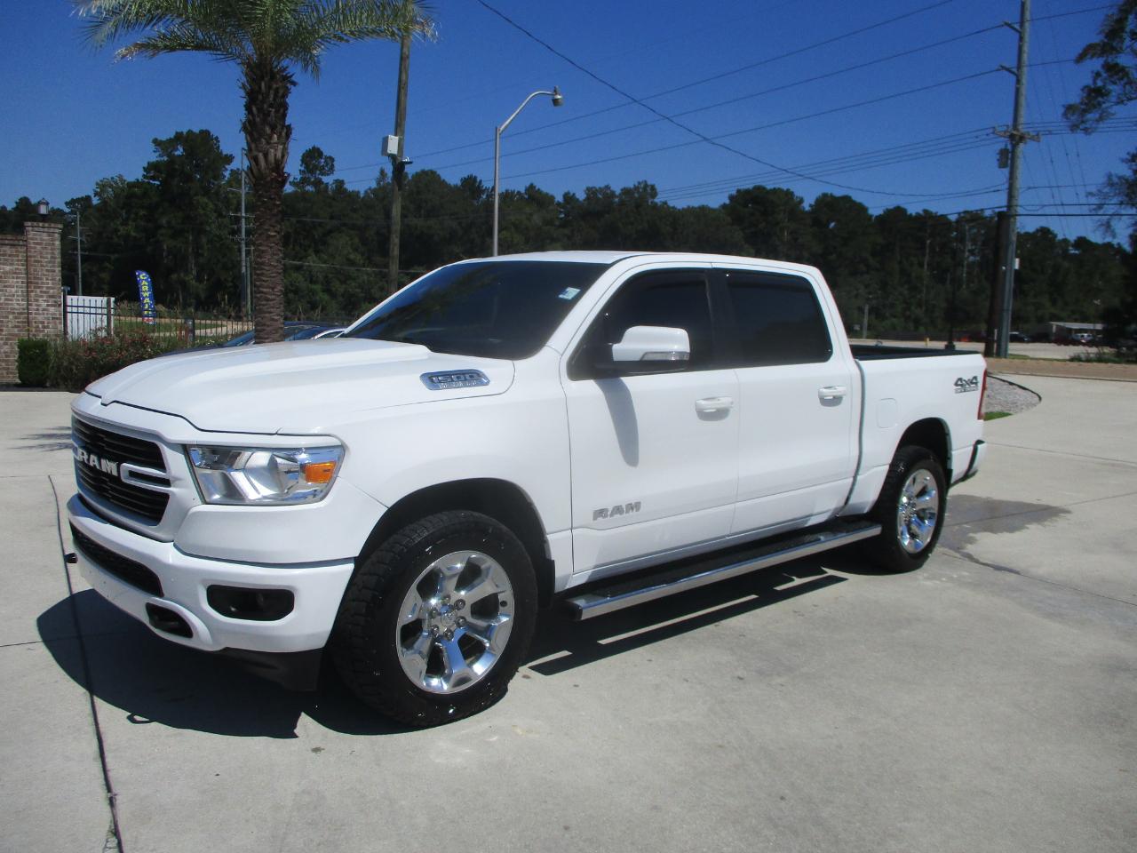 RAM 1500 Big Horn/Lone Star 4x4 Crew Cab 5'7" Box 2019