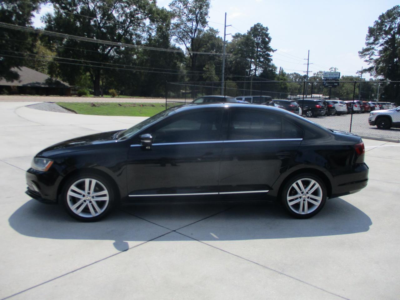 Volkswagen Jetta 1.8T SEL Auto 2017
