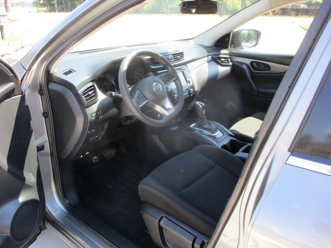 Nissan Rogue Sport FWD S 2022