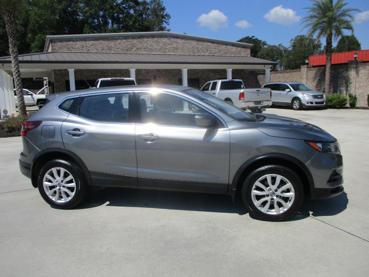 Nissan Rogue Sport FWD S 2022