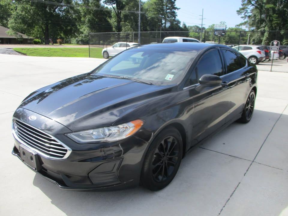 Ford Fusion SE FWD 2020