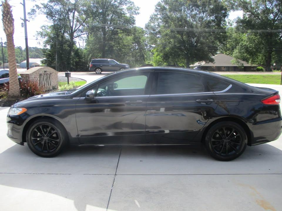 Ford Fusion SE FWD 2020