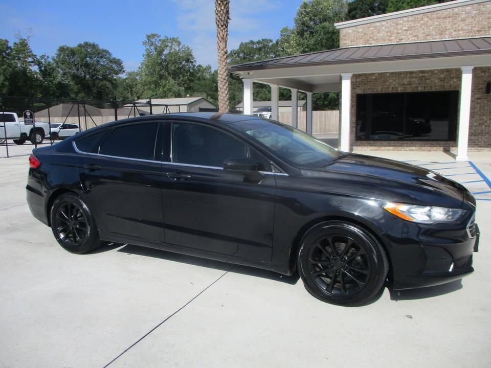 Ford Fusion SE FWD 2020