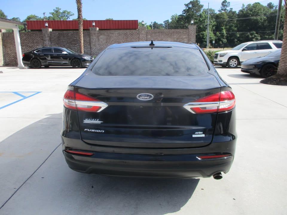 Ford Fusion SE FWD 2020