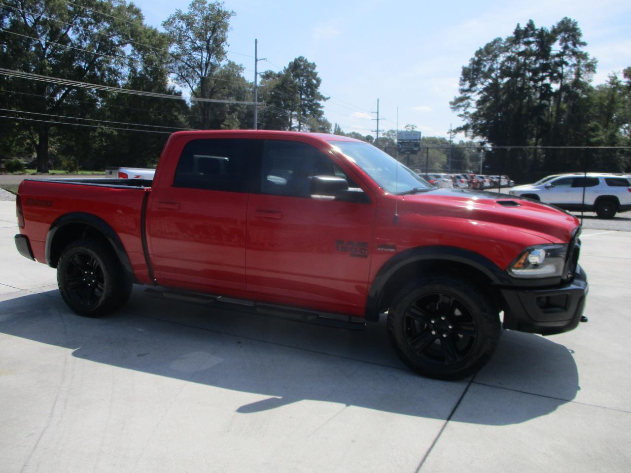 RAM 1500 Classic Warlock 4x2 Crew Cab 5'7" Box 2022