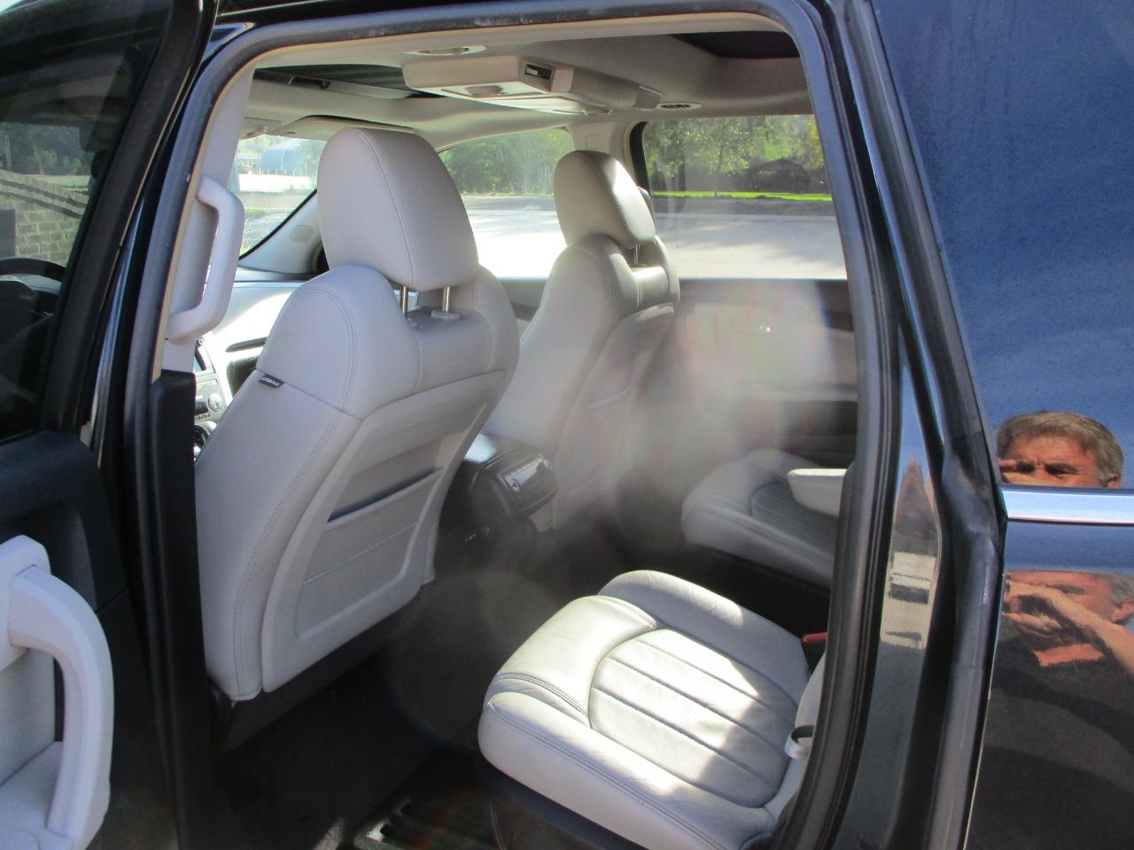 Chevrolet Traverse FWD 4dr LTZ 2009