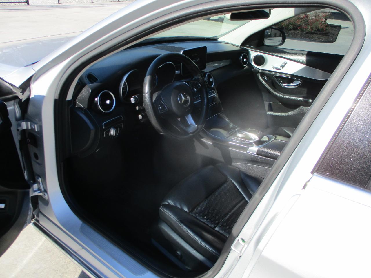 Mercedes-Benz C-Class 4dr Sdn C 300 RWD 2015