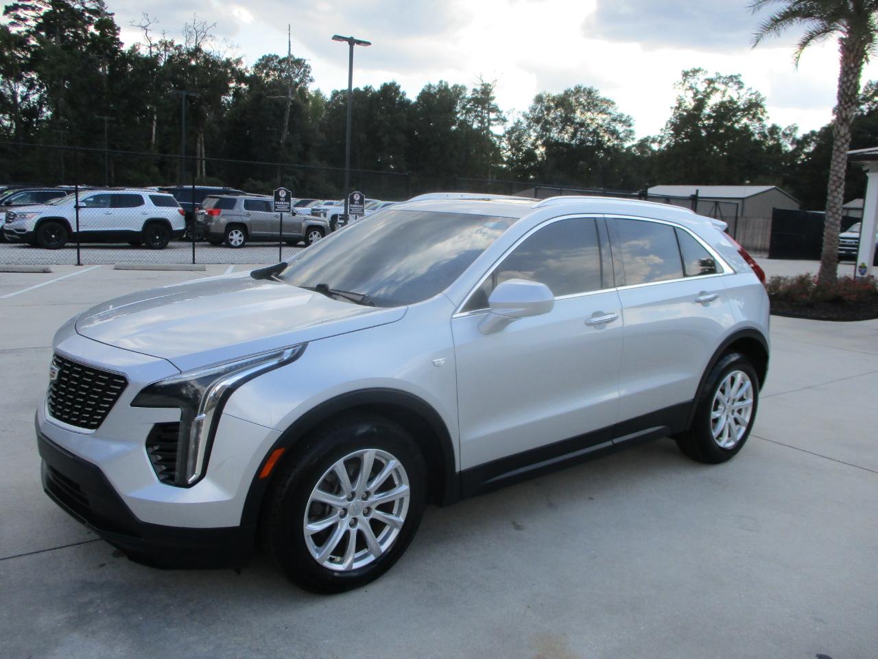 Cadillac XT4 FWD 4dr Luxury 2019