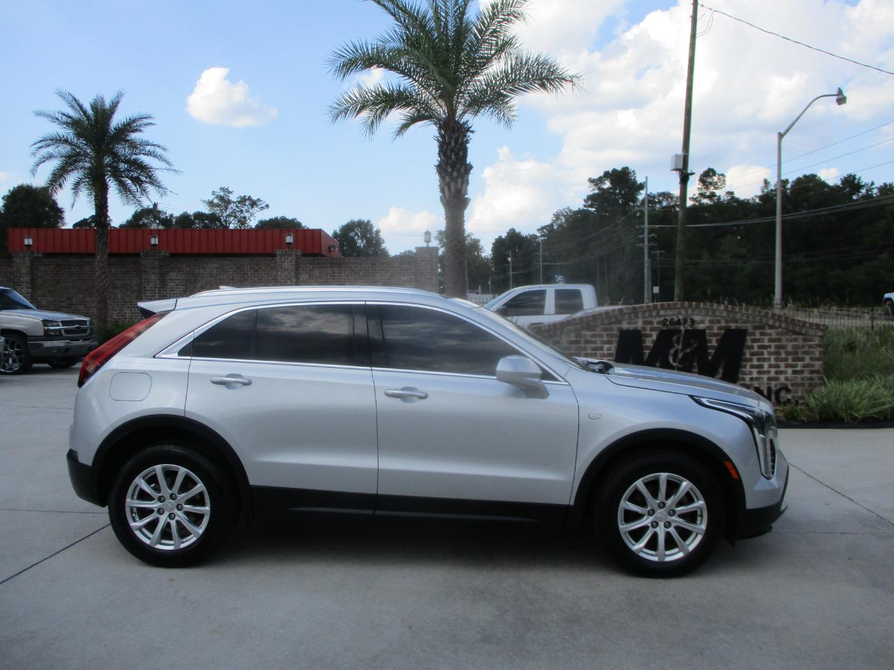 Cadillac XT4 FWD 4dr Luxury 2019