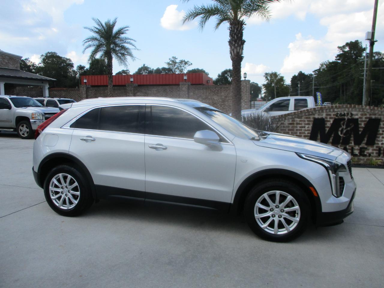 Cadillac XT4 FWD 4dr Luxury 2019
