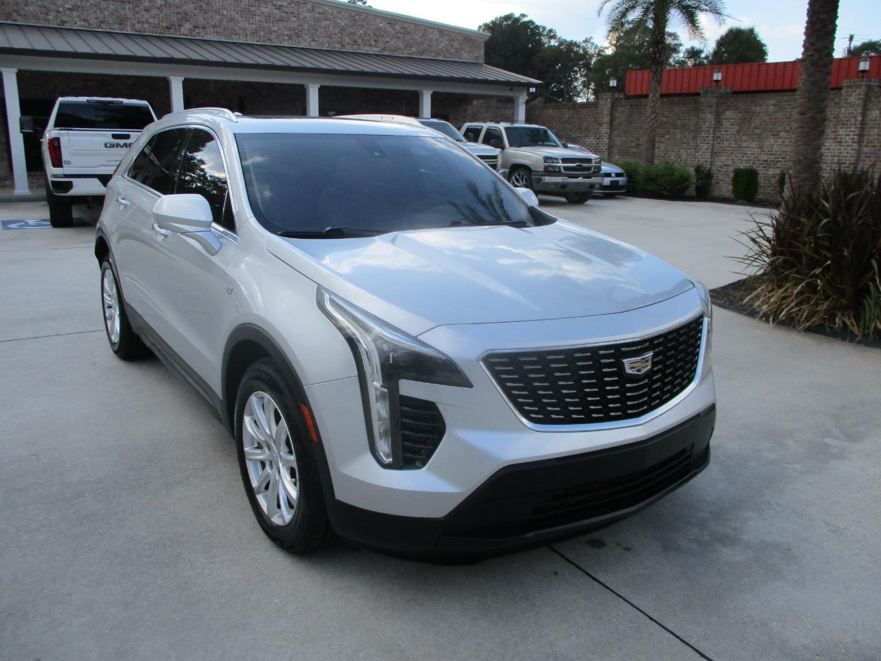 Cadillac XT4 FWD 4dr Luxury 2019