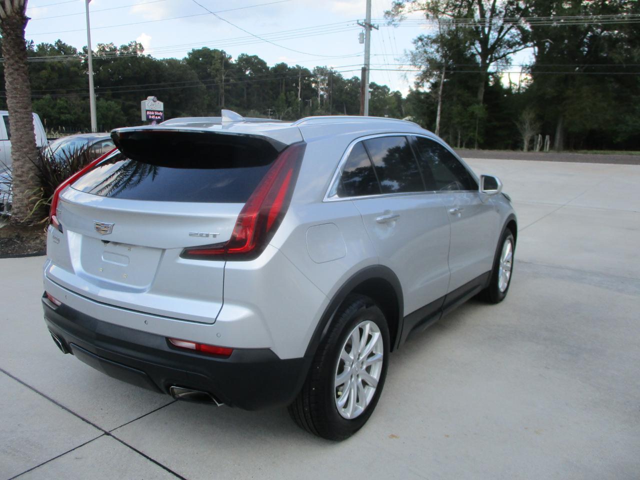 Cadillac XT4 FWD 4dr Luxury 2019