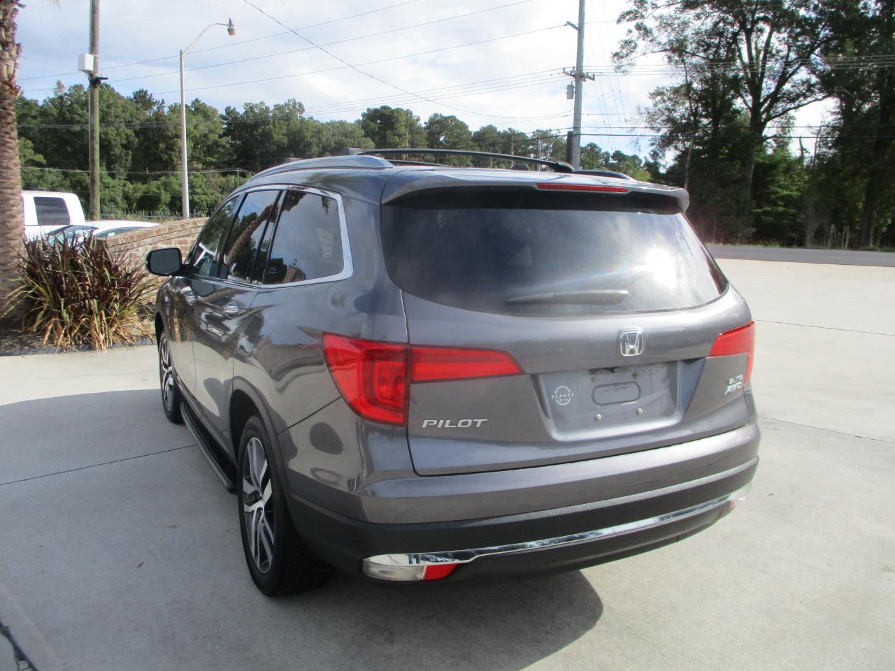 Honda Pilot Elite AWD 2018