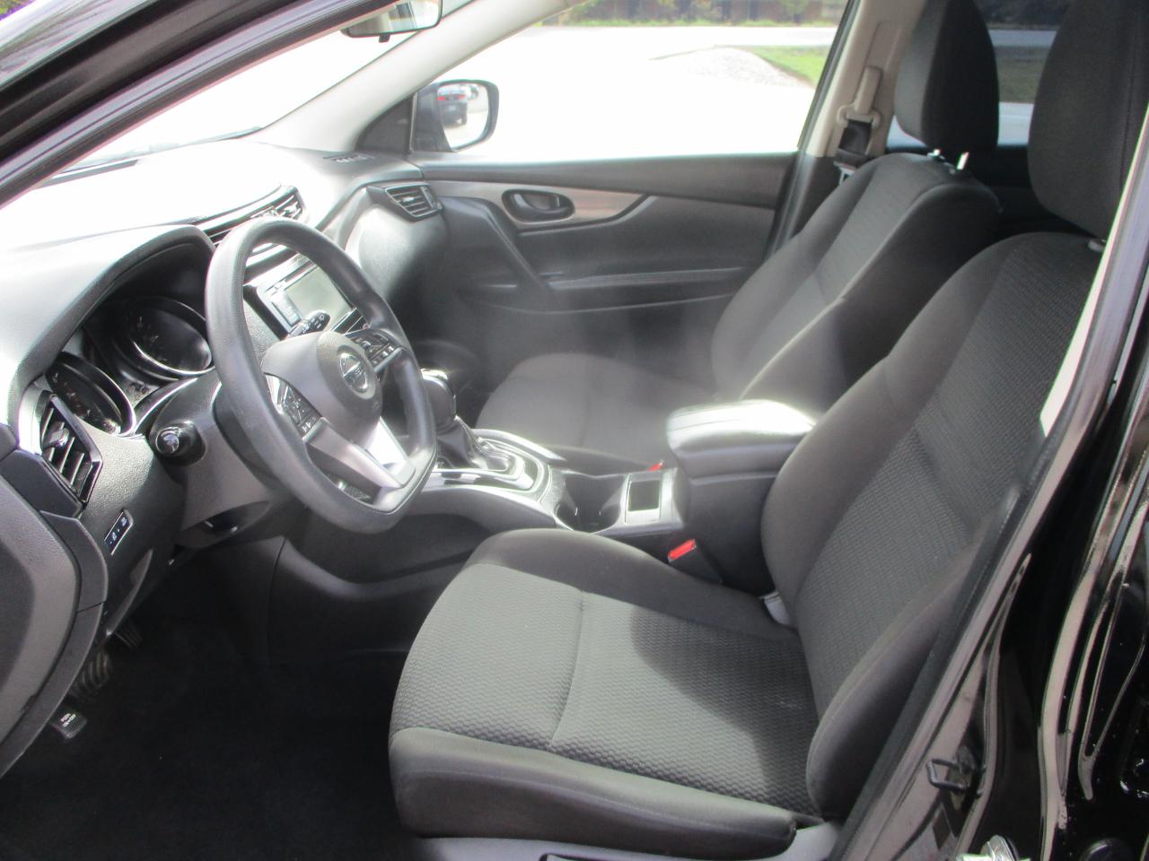Nissan Rogue Sport FWD S 2021