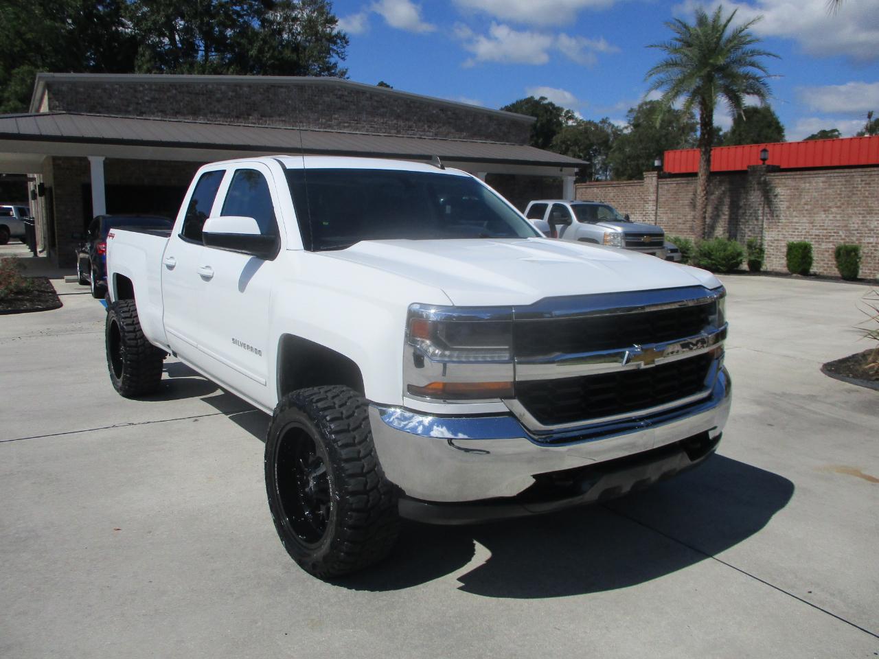 Chevrolet Silverado 1500 4WD Double Cab 143.5" LT w/1LT 2018