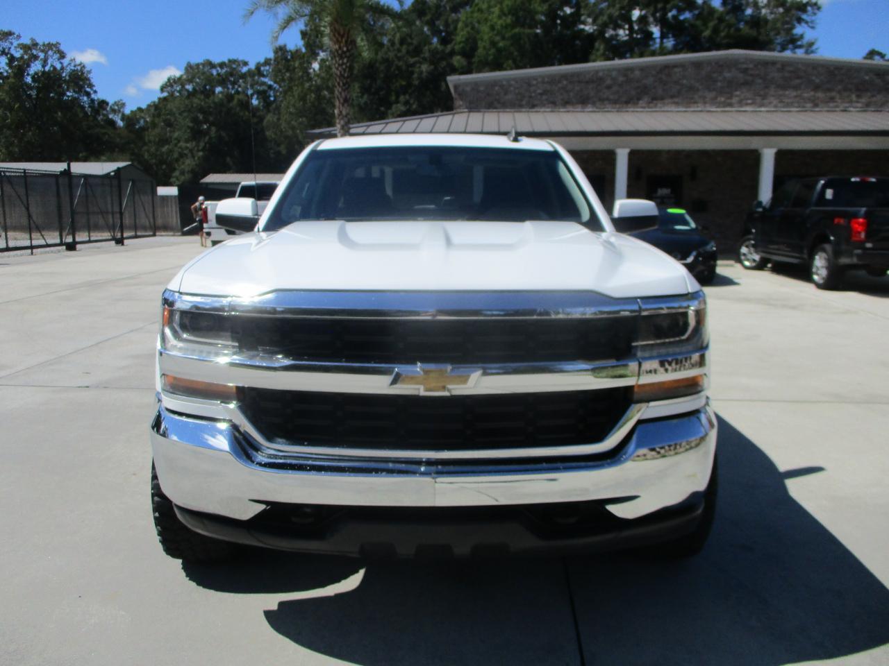 Chevrolet Silverado 1500 4WD Double Cab 143.5" LT w/1LT 2018