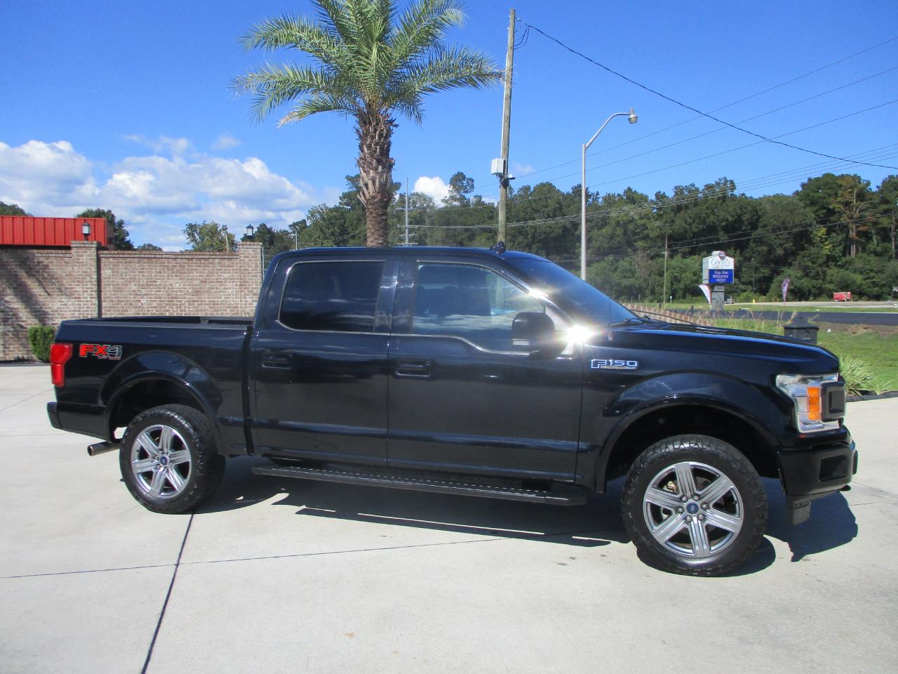Ford F-150 XLT 4WD SuperCrew 5.5' Box 2018