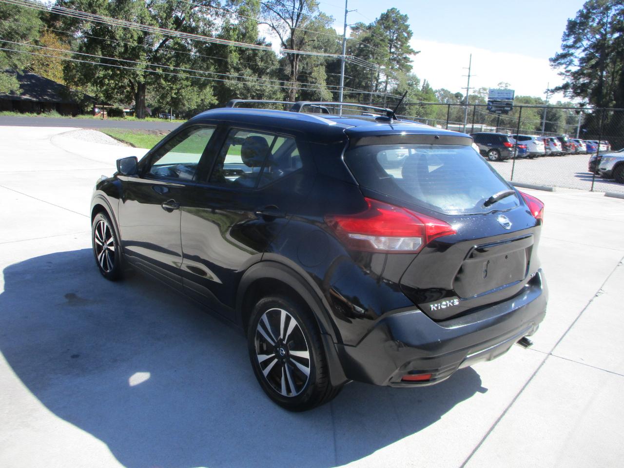 Nissan Kicks SV FWD 2019