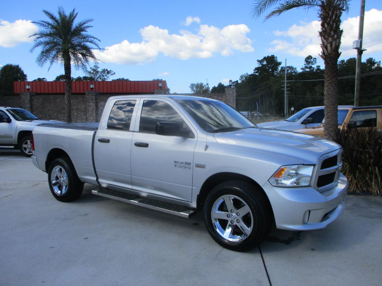 RAM 1500 4WD Quad Cab 140.5" Express 2014
