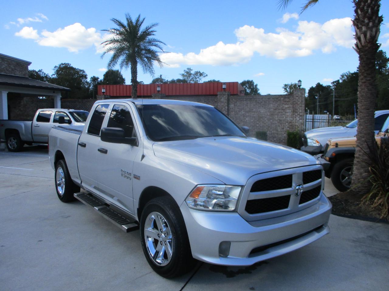 RAM 1500 4WD Quad Cab 140.5" Express 2014