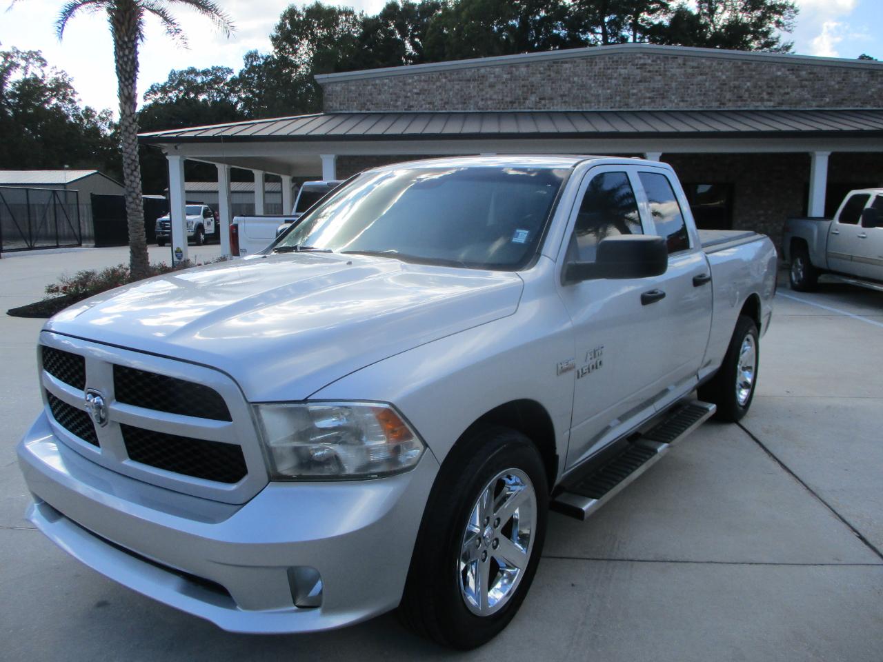 RAM 1500 4WD Quad Cab 140.5" Express 2014