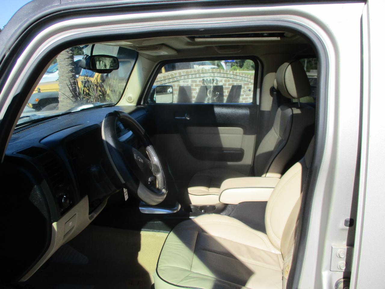 HUMMER H3 4dr 4WD SUV 2006