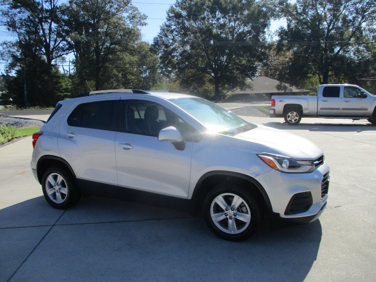 Chevrolet Trax FWD 4dr LT 2021