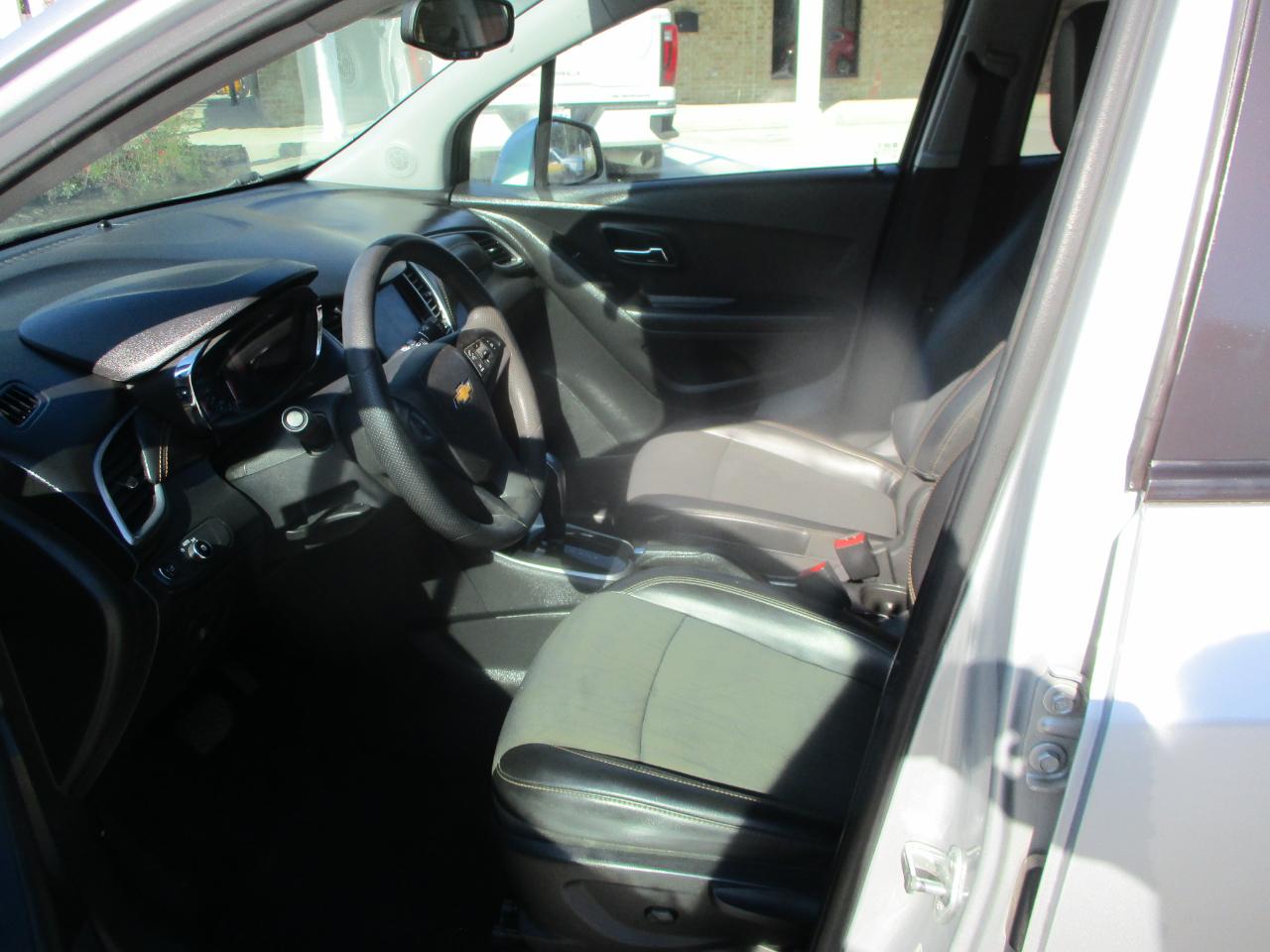 Chevrolet Trax FWD 4dr LT 2021