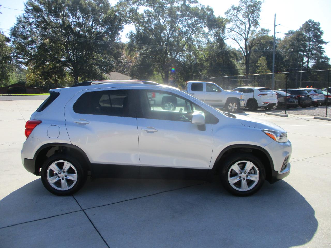 Chevrolet Trax FWD 4dr LT 2021