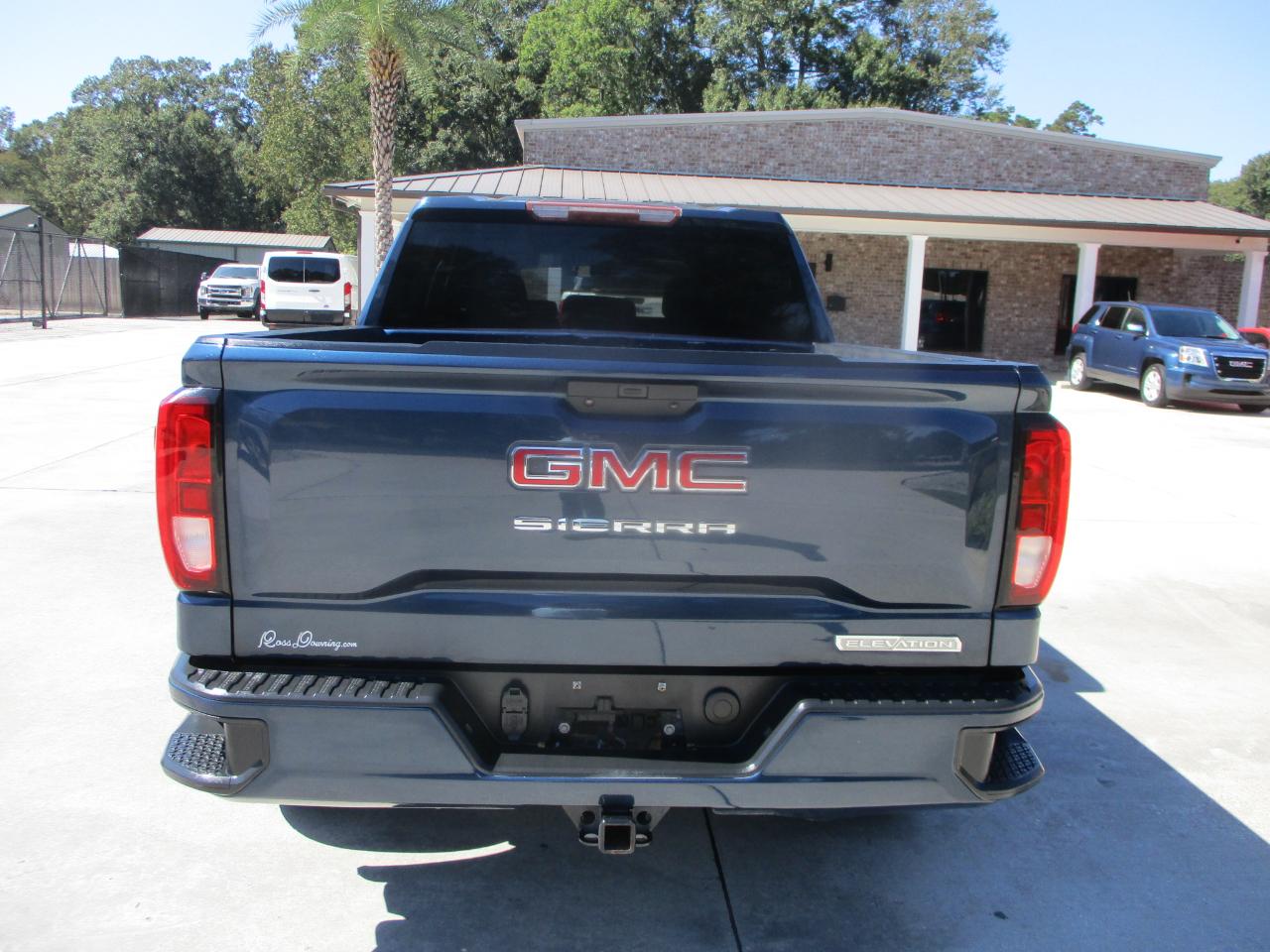 GMC Sierra 1500 2WD Crew Cab 147" Elevation 2020
