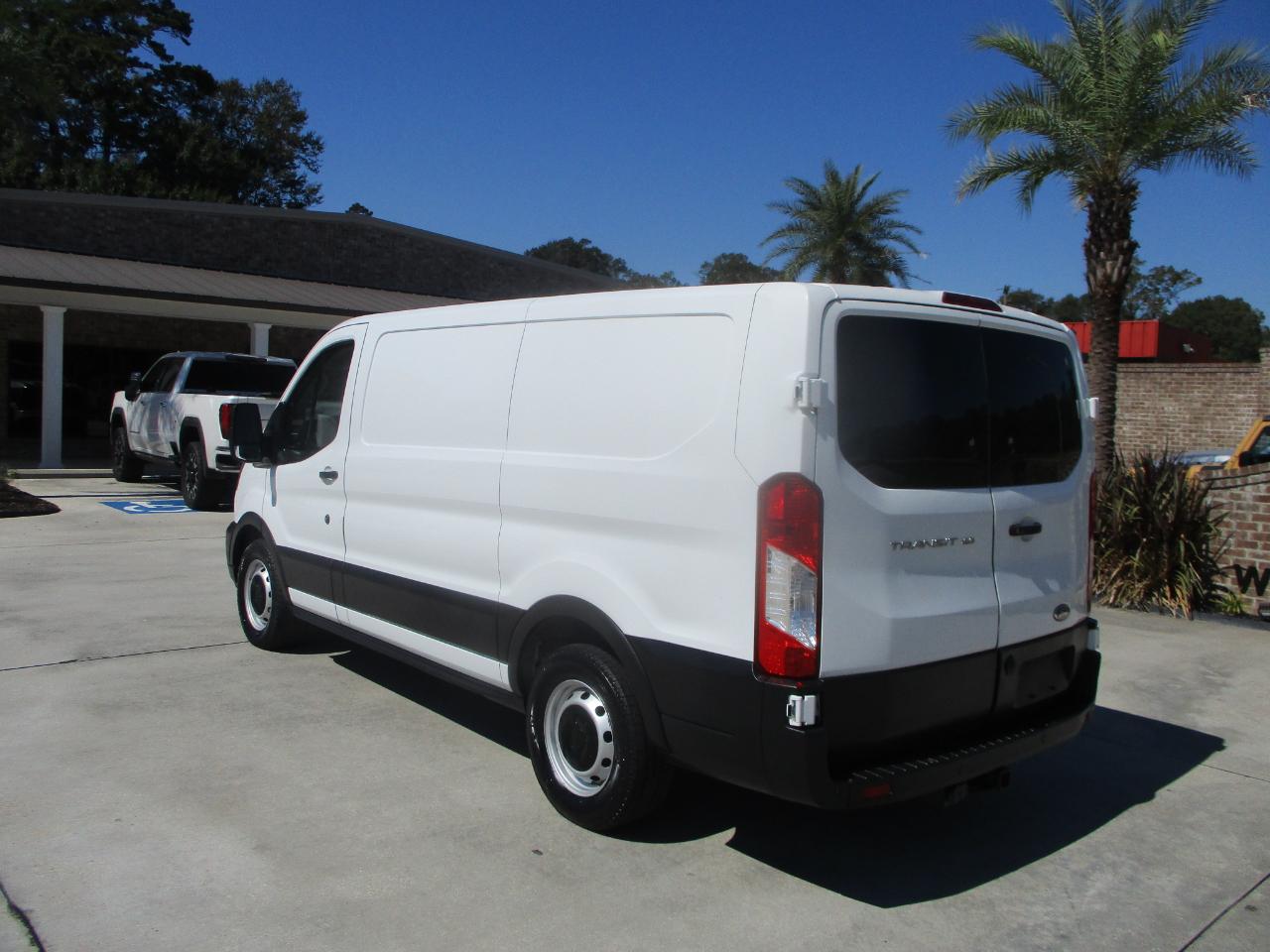 Ford Transit Cargo Van T-150 130" Low Rf 8670 GVWR RWD 2020