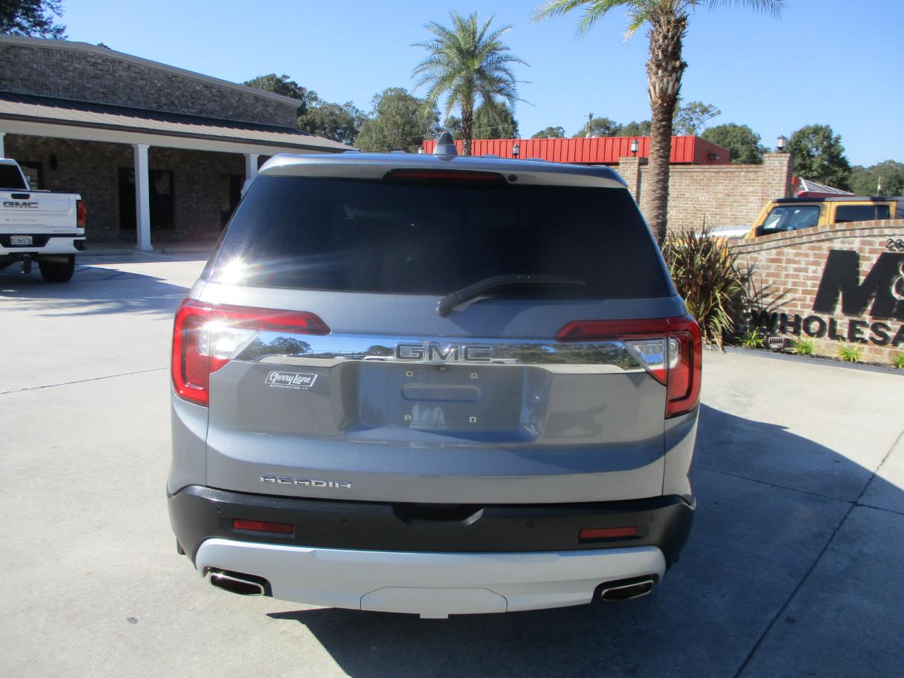GMC Acadia FWD 4dr SLE 2020