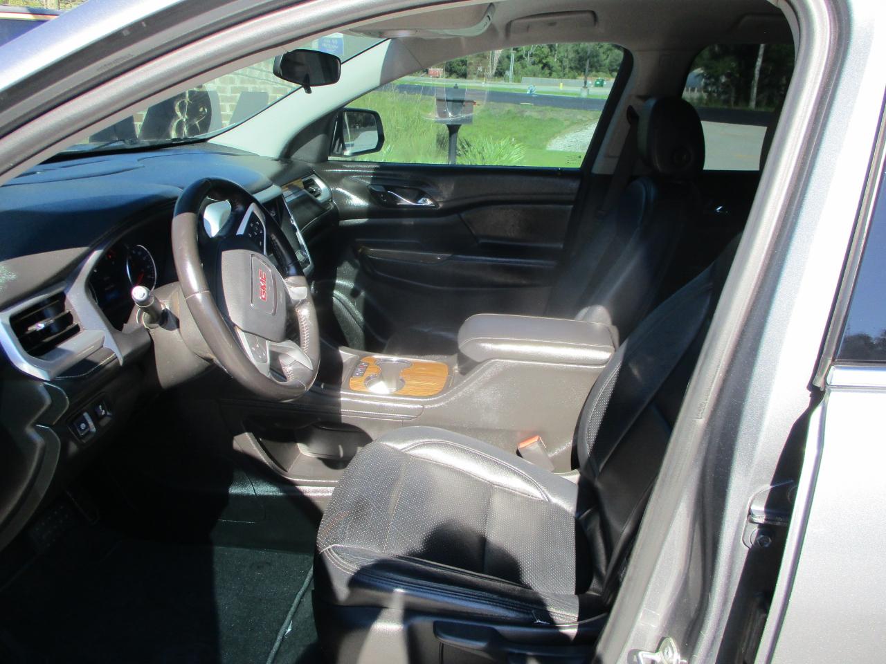 GMC Acadia FWD 4dr SLE 2020