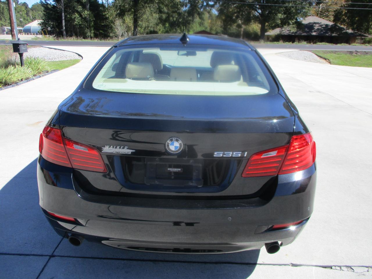 BMW 5 Series 4dr Sdn 535i RWD 2014