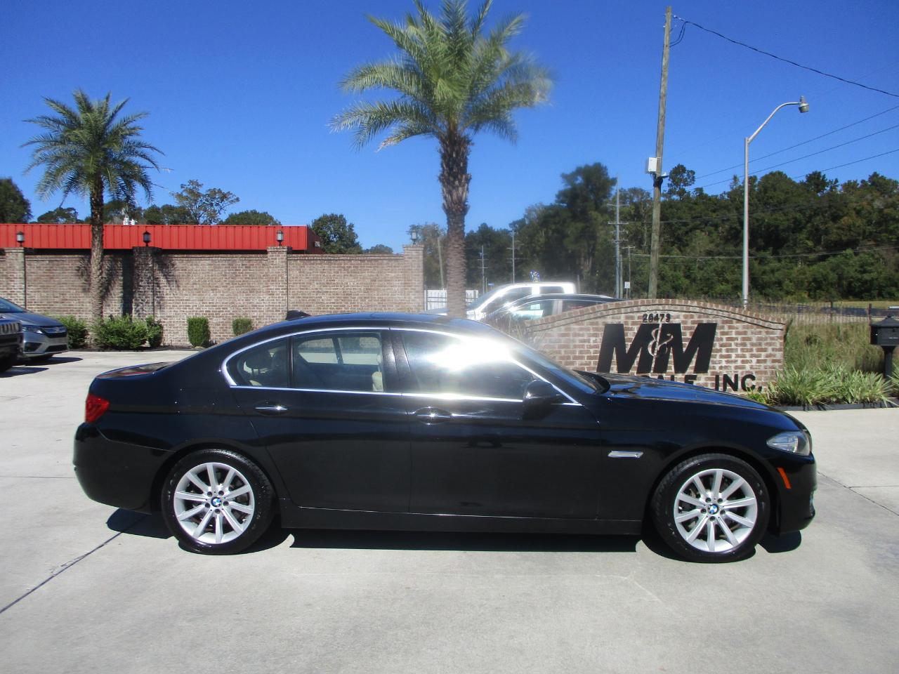 BMW 5 Series 4dr Sdn 535i RWD 2014