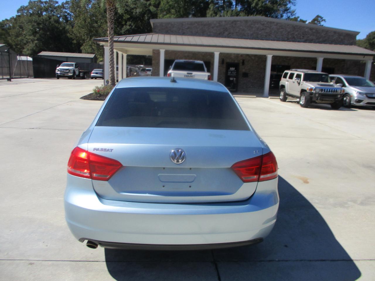 Volkswagen Passat 4dr Sdn 2.5L Auto SE PZEV 2013