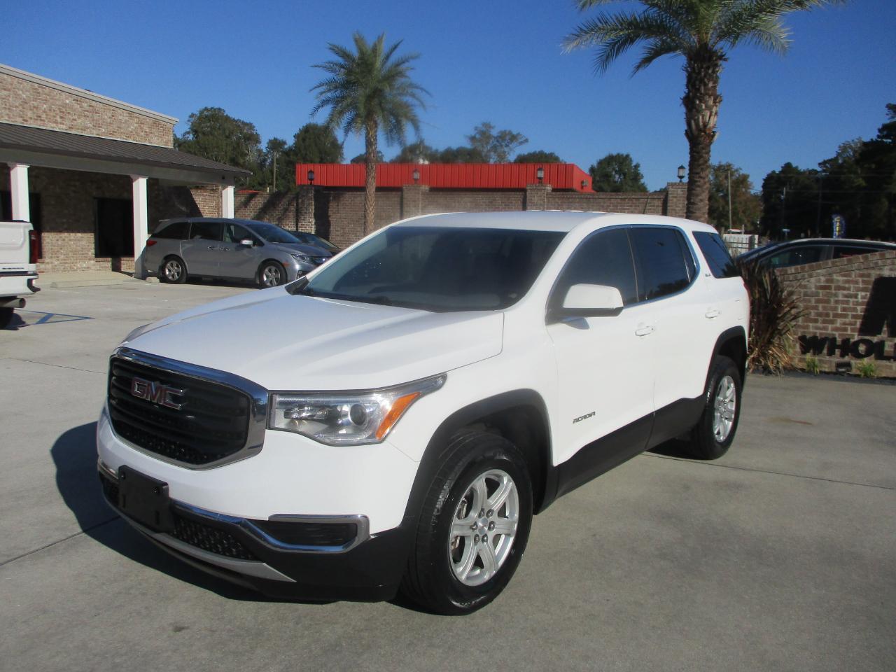GMC Acadia FWD 4dr SLE w/SLE-1 2019