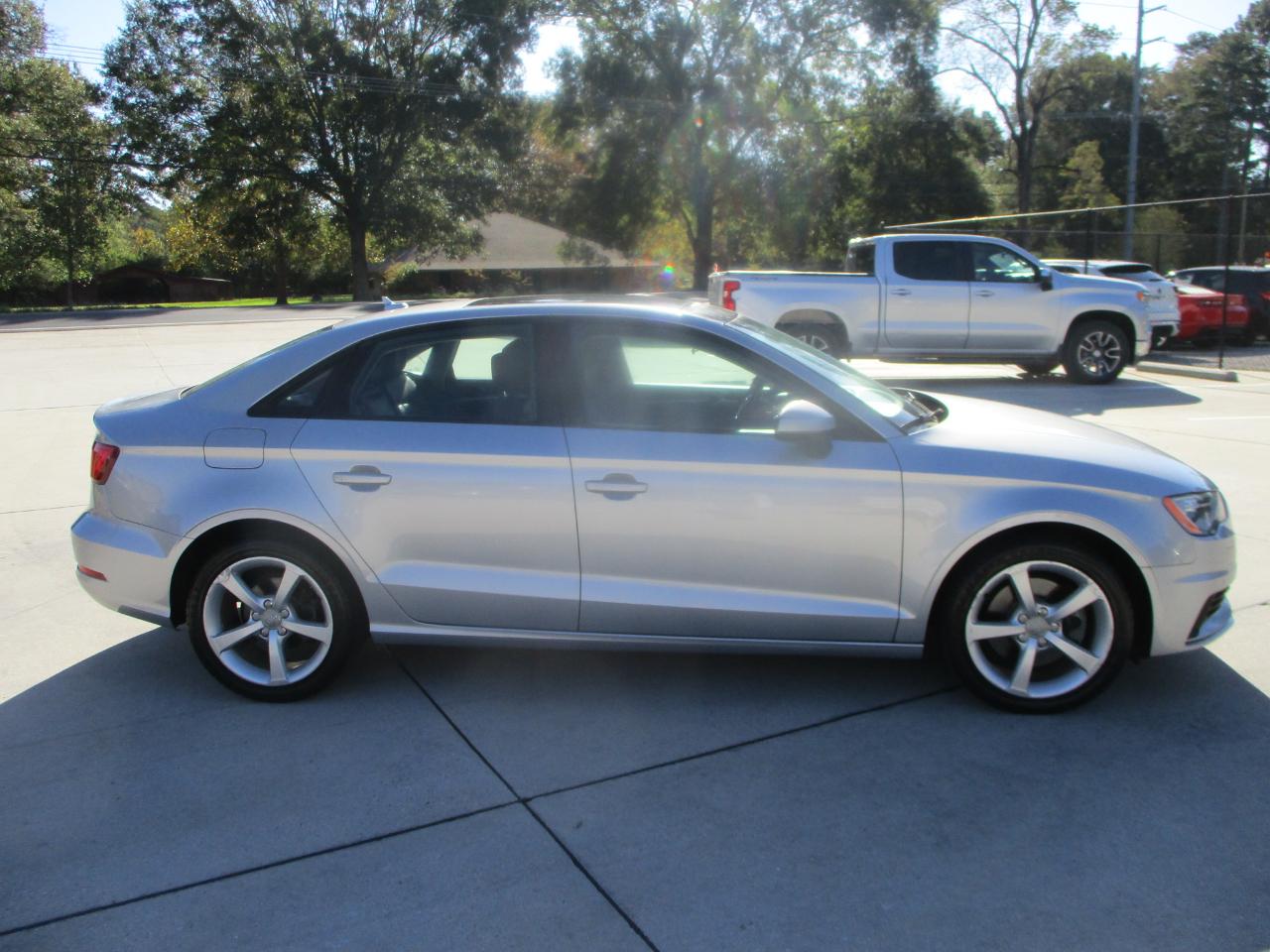 Audi A3 4dr Sdn FWD 1.8T Premium 2016